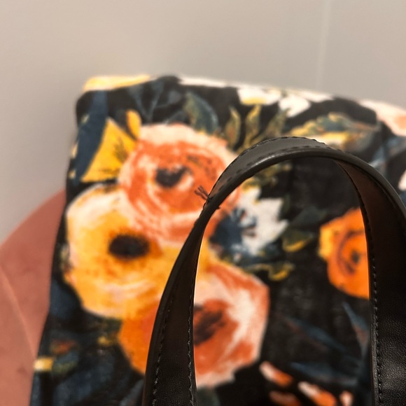 Kate Spade Large Chelsea Backpack - Picture 3 of 6